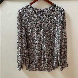 Tahari Floral Long Sleeved Blouse